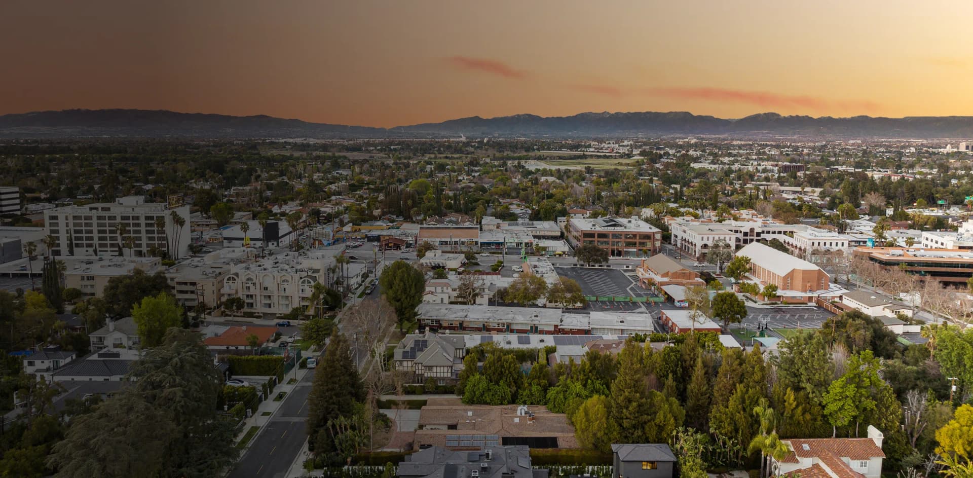 Drug Rehab in Irvine Drug rehab in Irvine - Sunset over Irvine's neighborhoods and cityscape — a thriving community offering a calm environment for addiction recovery.